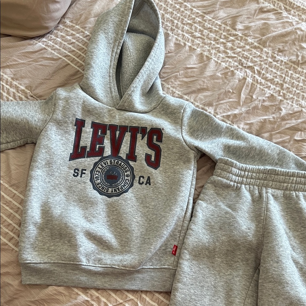 Levi's Heather Gray Hoodie and Joggers Set